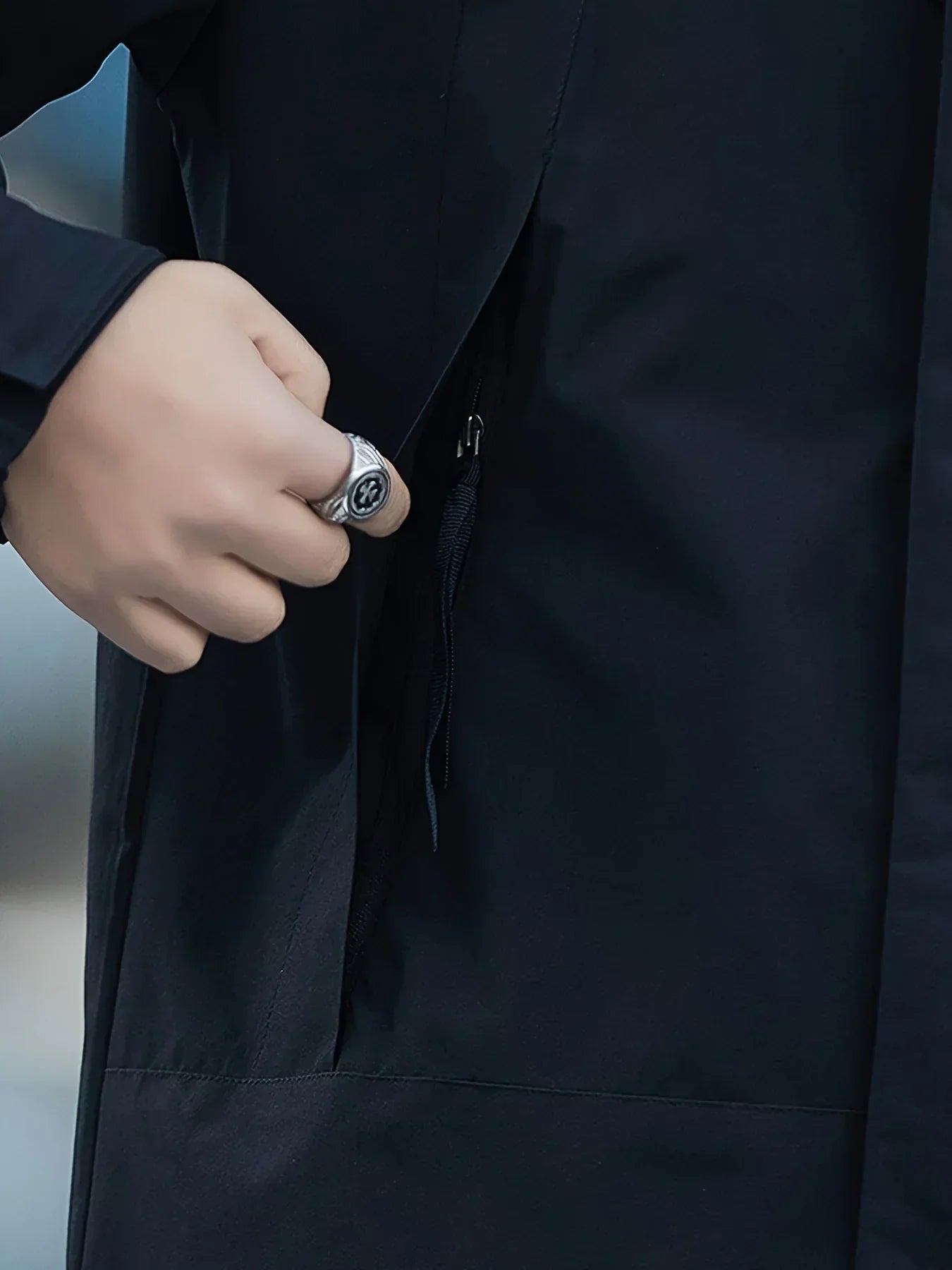 Men's Casual Hooded Jacket, Outdoor Sports Pilot Style, Lightweight Water-Resistant, Windproof, Scratch-Resistant, Breathable